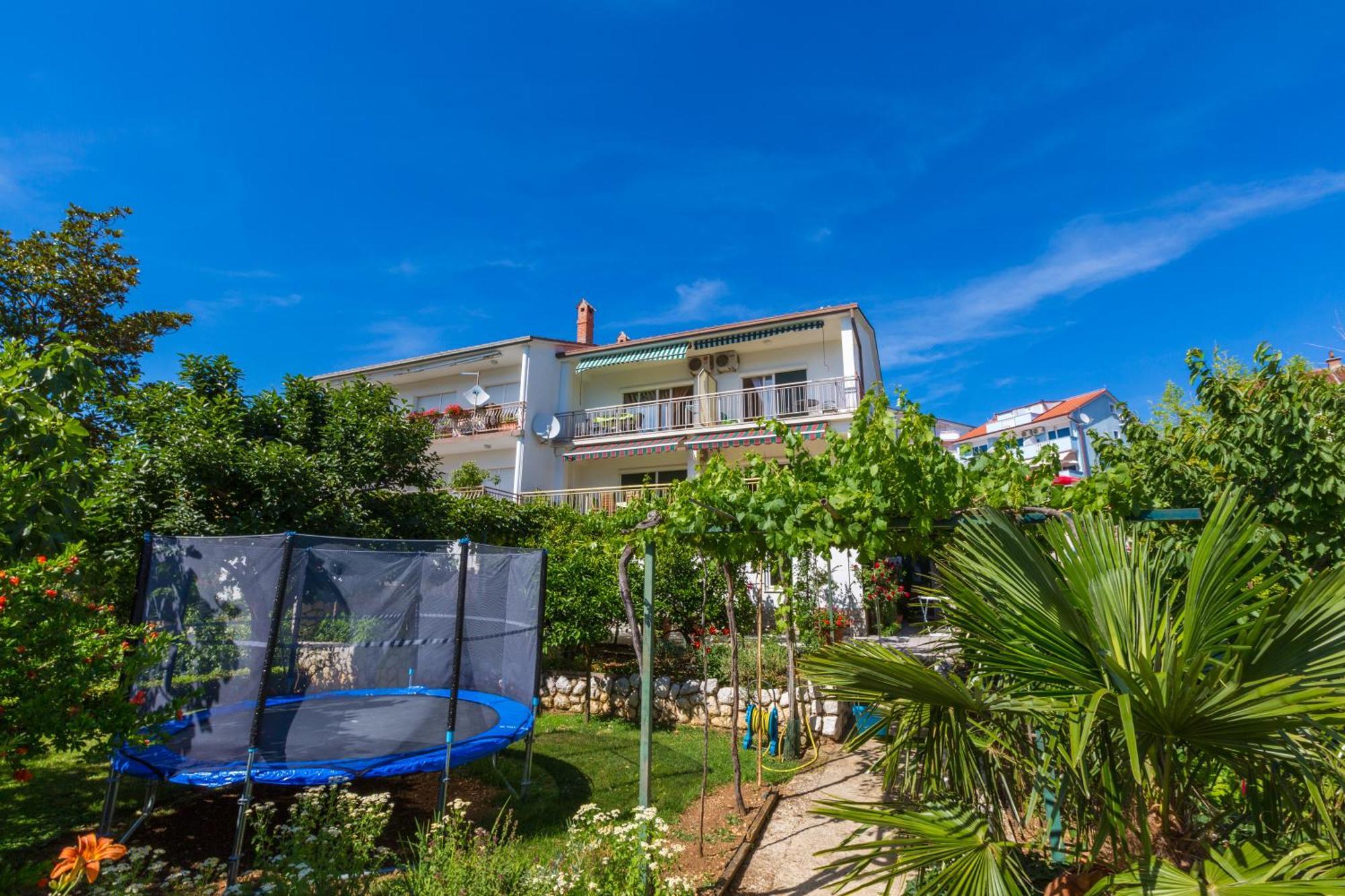 Nella. Apartment Crikvenica Ngoại thất bức ảnh