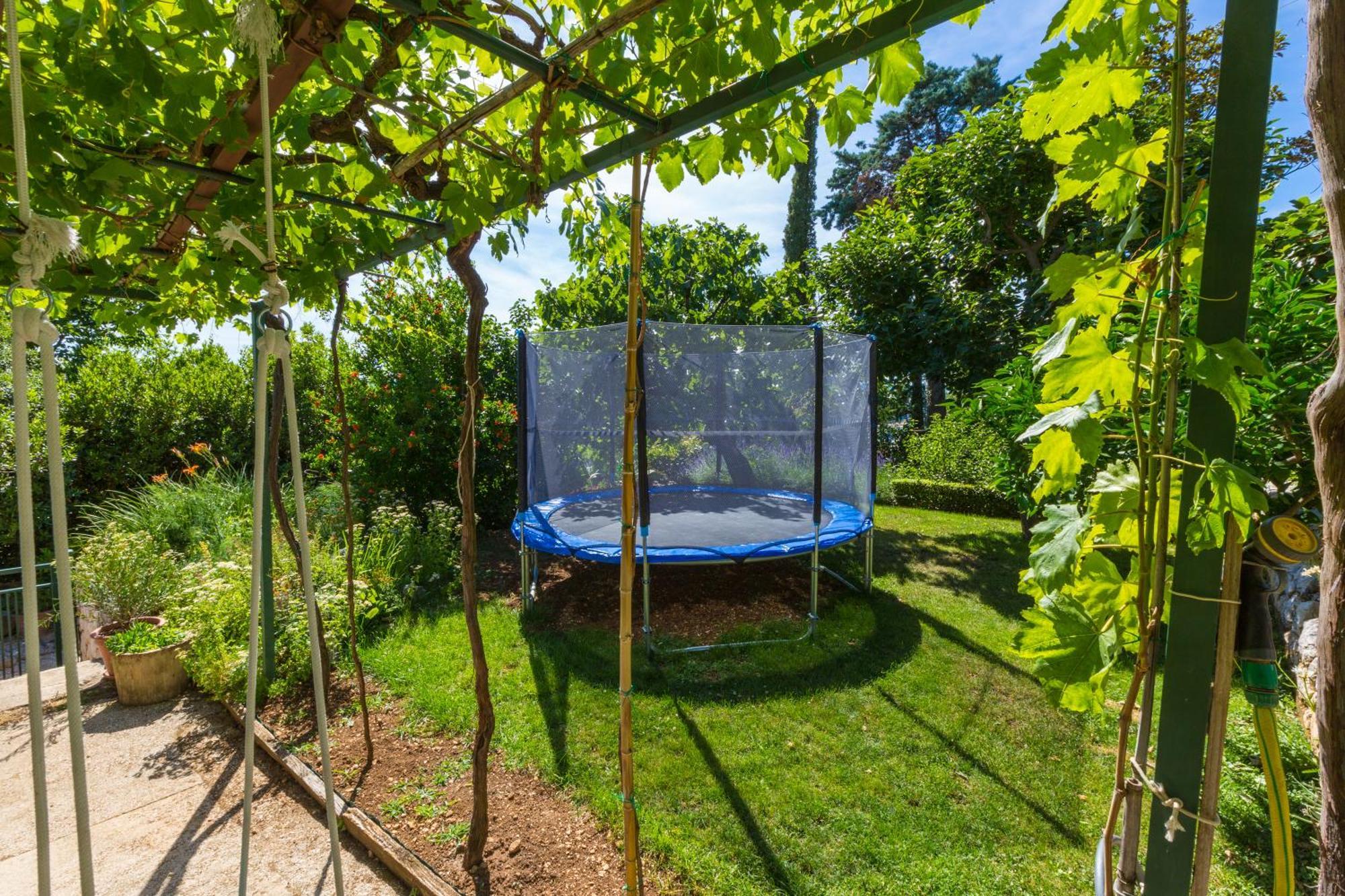 Nella. Apartment Crikvenica Ngoại thất bức ảnh