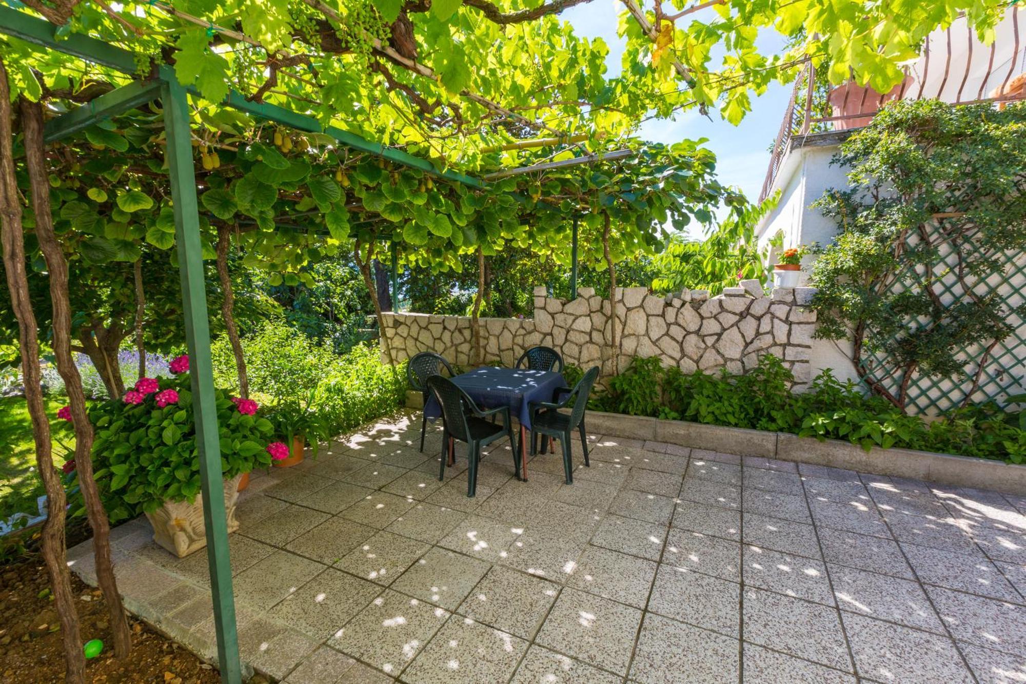Nella. Apartment Crikvenica Ngoại thất bức ảnh