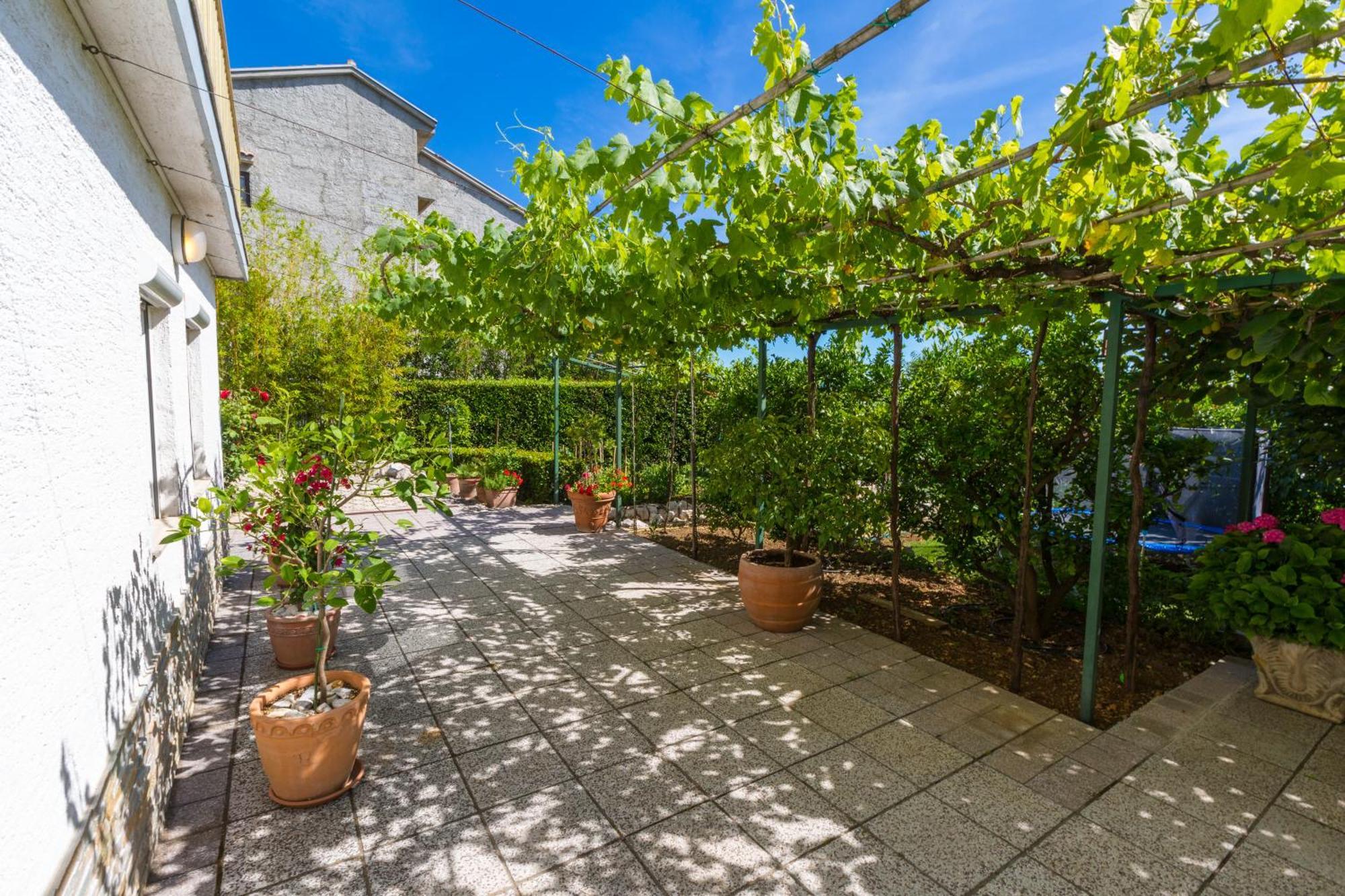 Nella. Apartment Crikvenica Ngoại thất bức ảnh