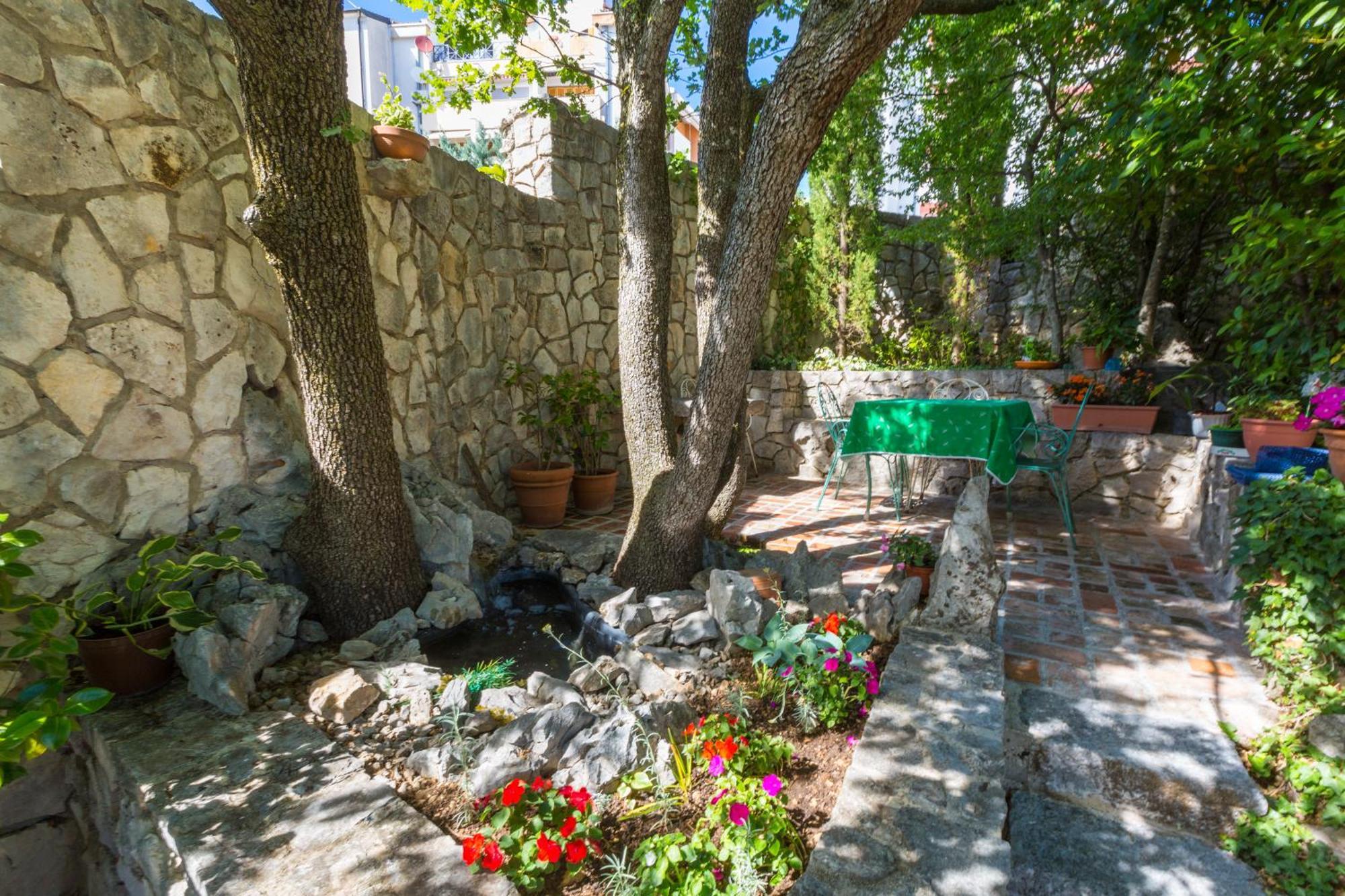 Nella. Apartment Crikvenica Ngoại thất bức ảnh